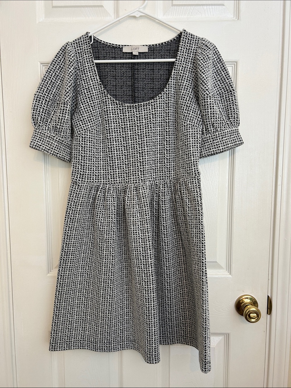 LOFT Black and White Scoop Neck Midi Dress